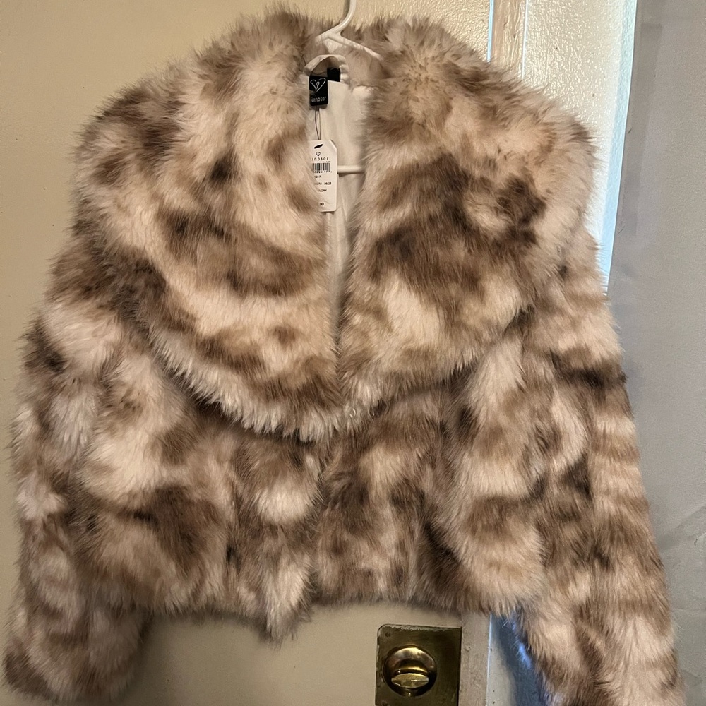 Windsor Faux Fur Teddy Jacket in Cream and Brown